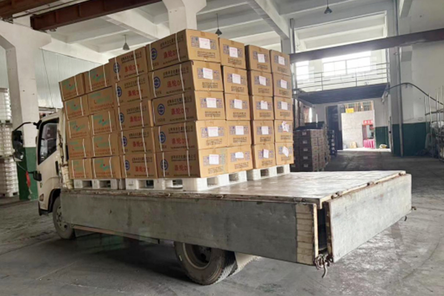 DTY-tuotanto-valmiiden tuotteiden varasto